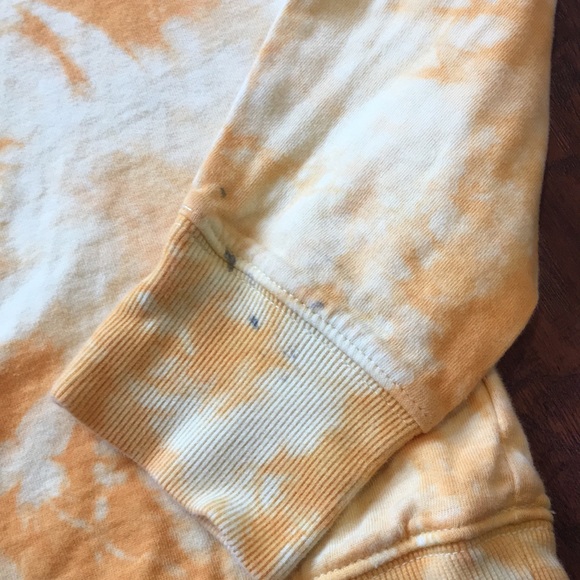 Sweatshirt - Picture 3 of 4